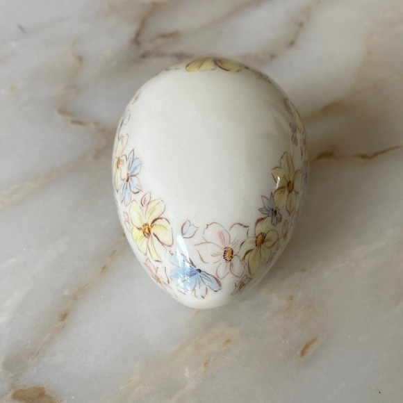✨Porcelain Floral Egg - Picture 4 of 6